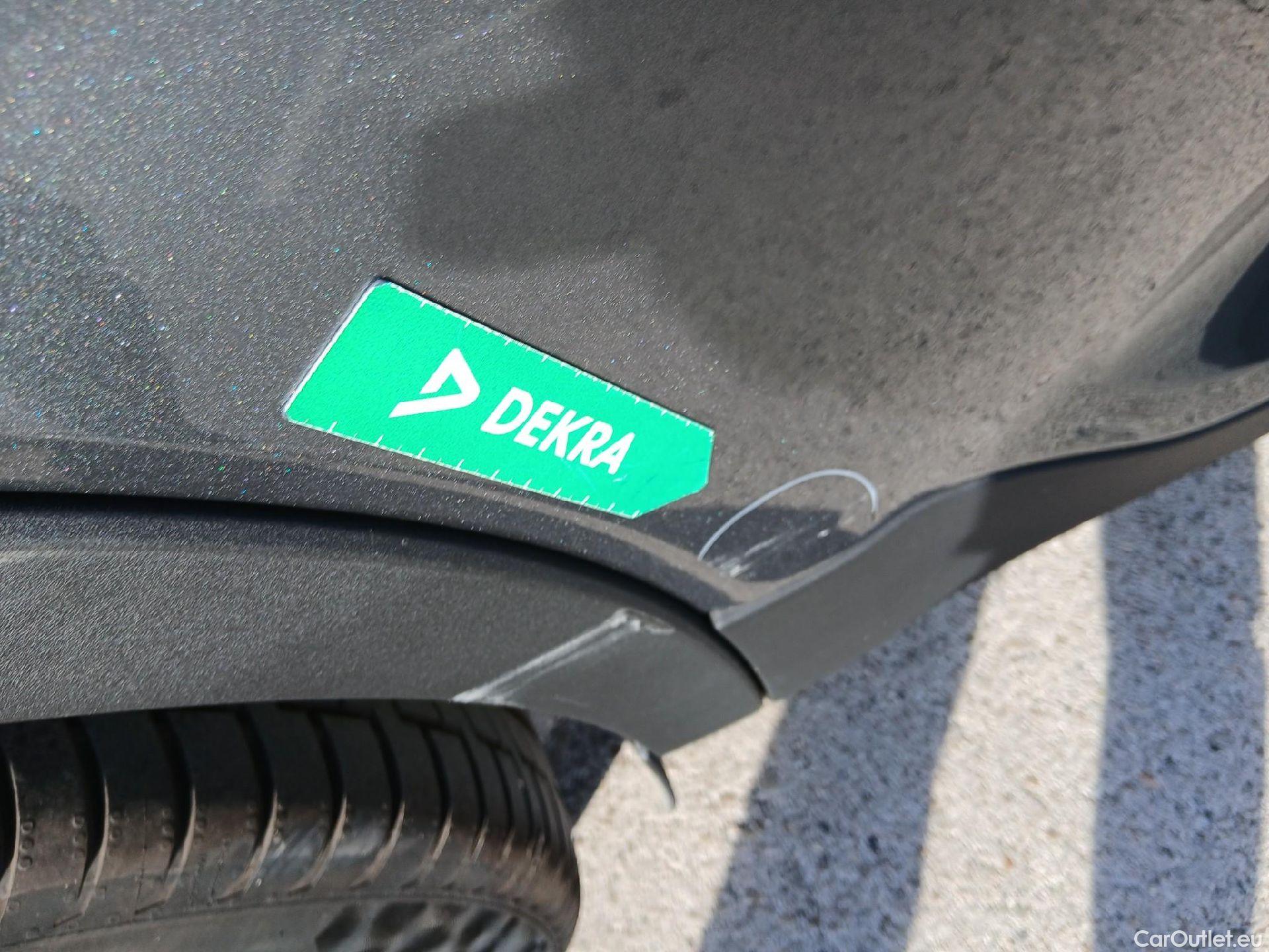  Volvo  XC 40 VOLVO XC40 / 2017 / 5P / todoterreno 1.5 T3 #44