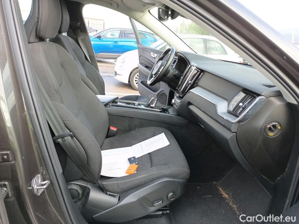 Volvo  XC60 VOLVO  / 2017 / 5P / todoterreno 2.0 B4 D Momentum Pro Auto #6