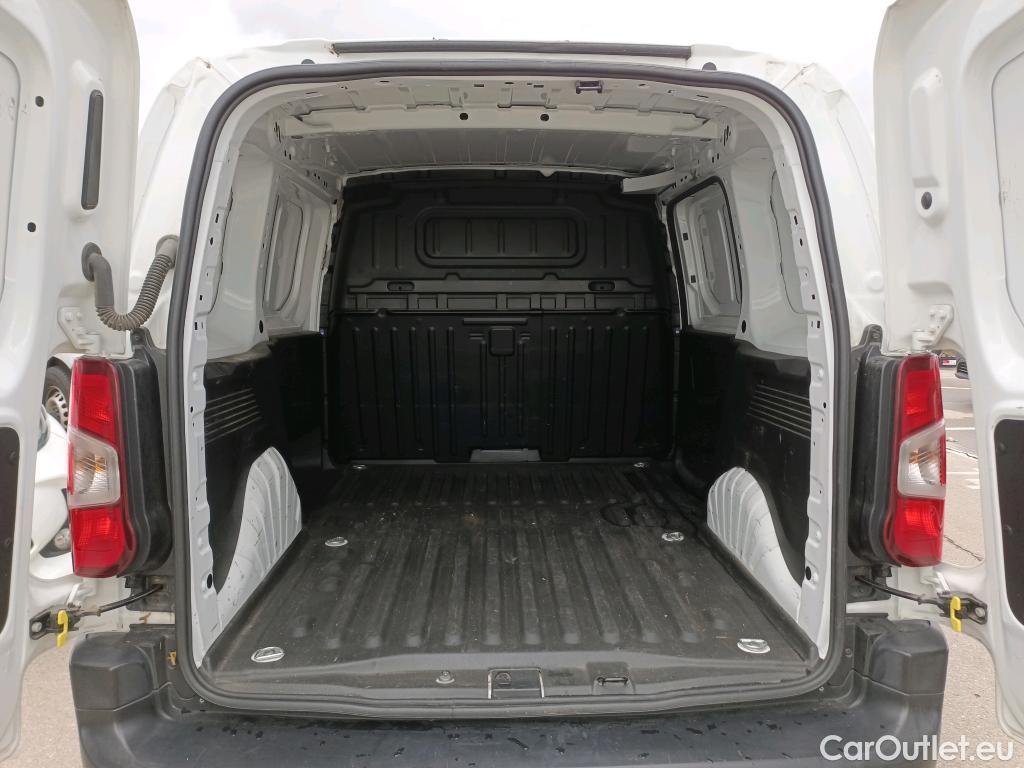 Peugeot  Partner PEUGEOT  / 2018 / 3P / furgón derivado de turismo Pro Standard 600kg PureTech 81kW #8