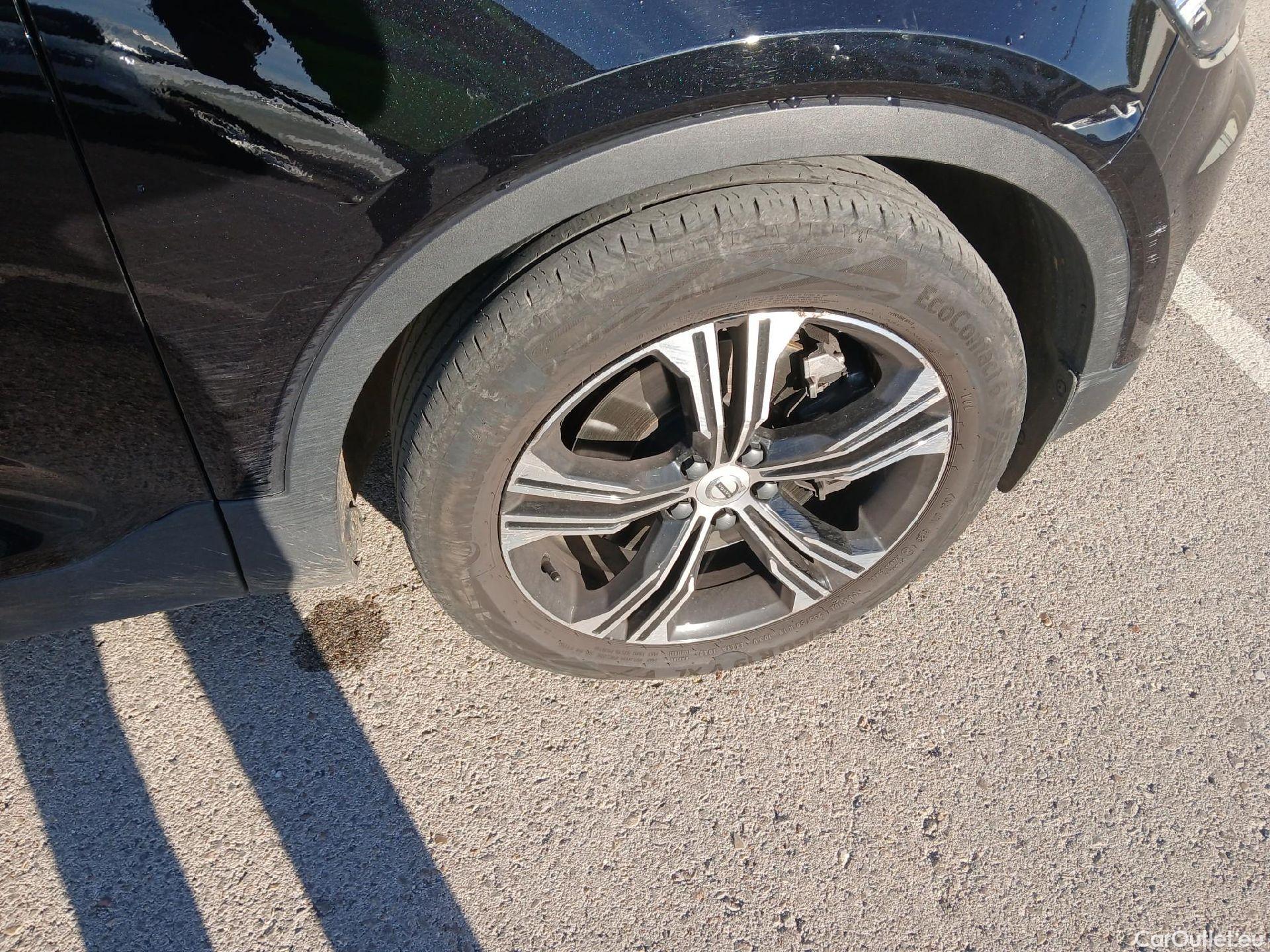 Volvo  XC 40 VOLVO XC40 / 2017 / 5P / todoterreno 1.5 T4 Twin Recharge Inscription Auto #10