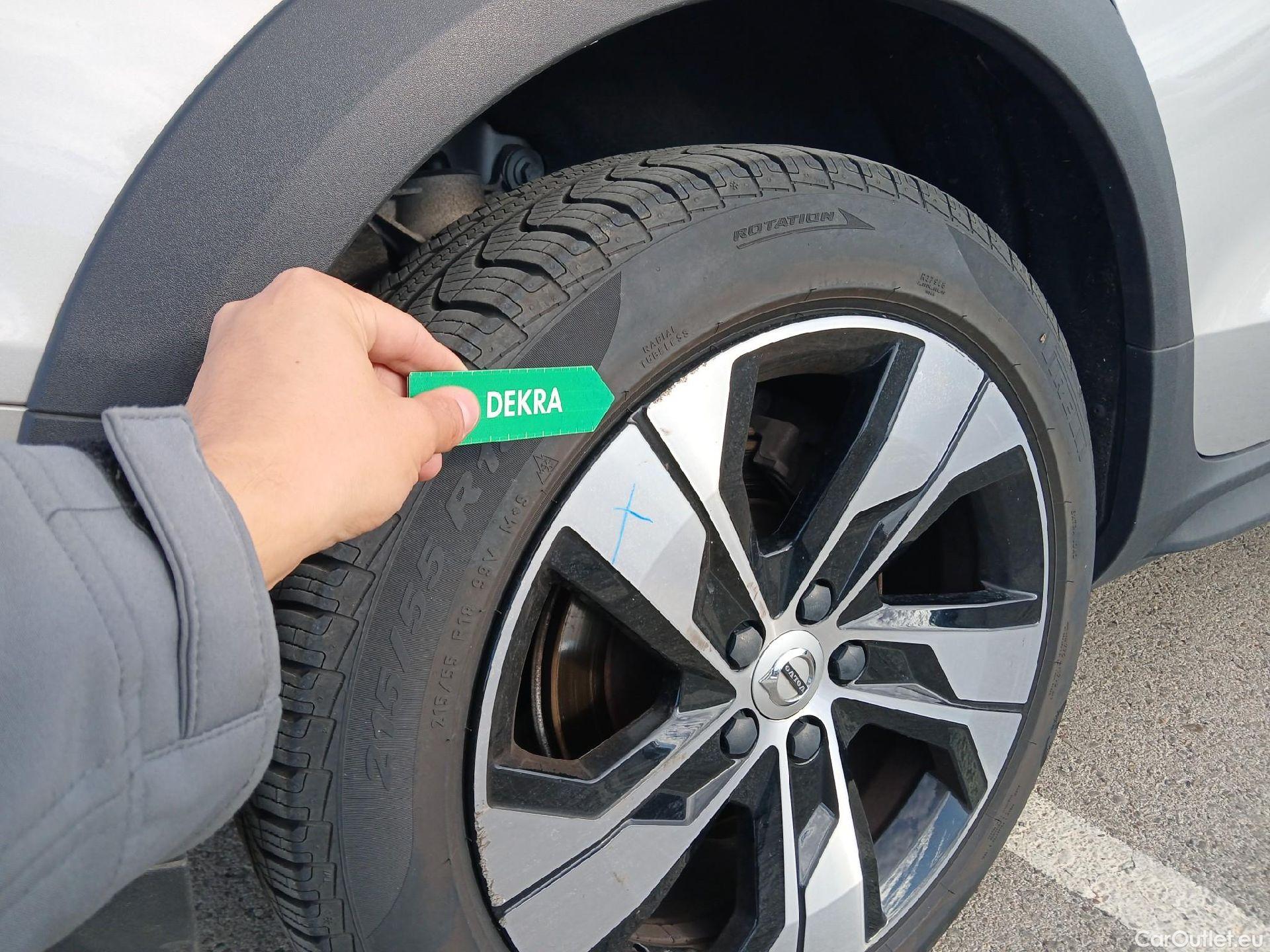 Volvo  V60 VOLVO  Cross Country / 2018 / 5P / familiar 2.0 B4 (D) AWD Cross Country Core Auto #25