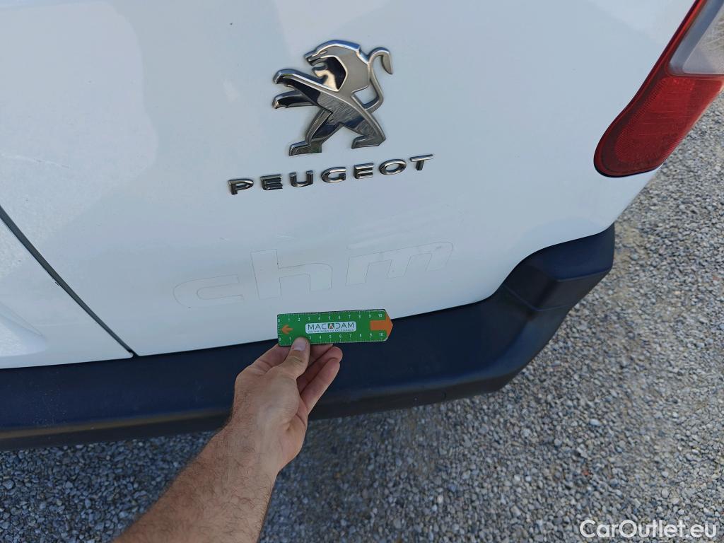  Peugeot  RIFTER PEUGEOT  / 2018 / 4P / combi Active Standard BlueHDi 73kW (IND) #31