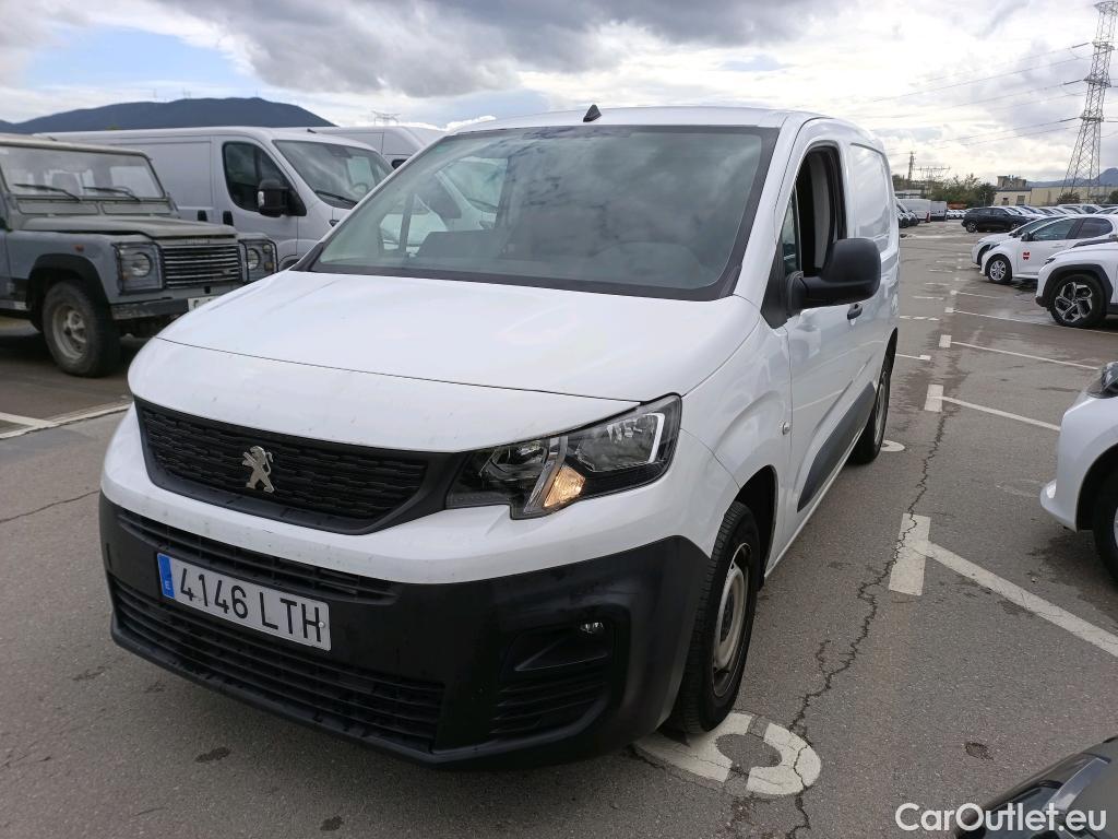 Peugeot  Partner PEUGEOT  / 2018 / 3P / furgón derivado de turismo Pro Standard 600kg PureTech 81kW #1