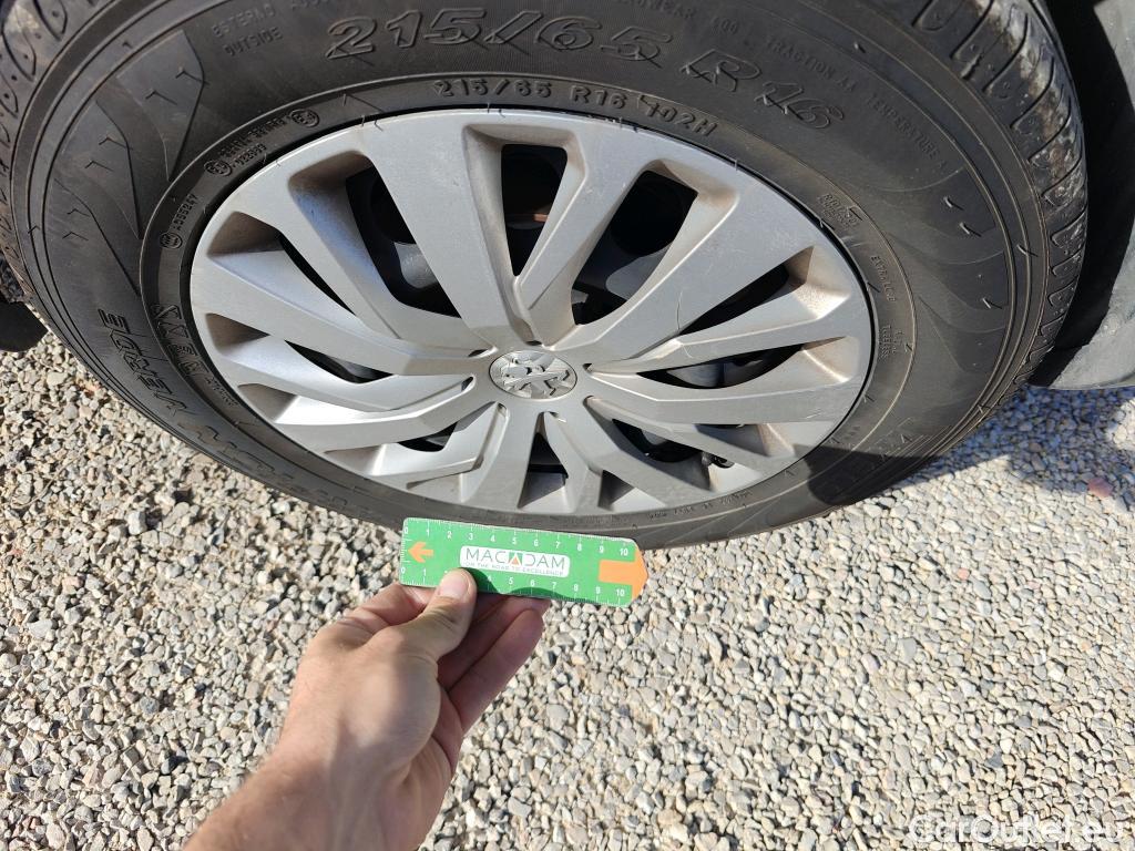  Peugeot  RIFTER PEUGEOT  / 2018 / 4P / combi Active Standard BlueHDi 73kW (IND) #70