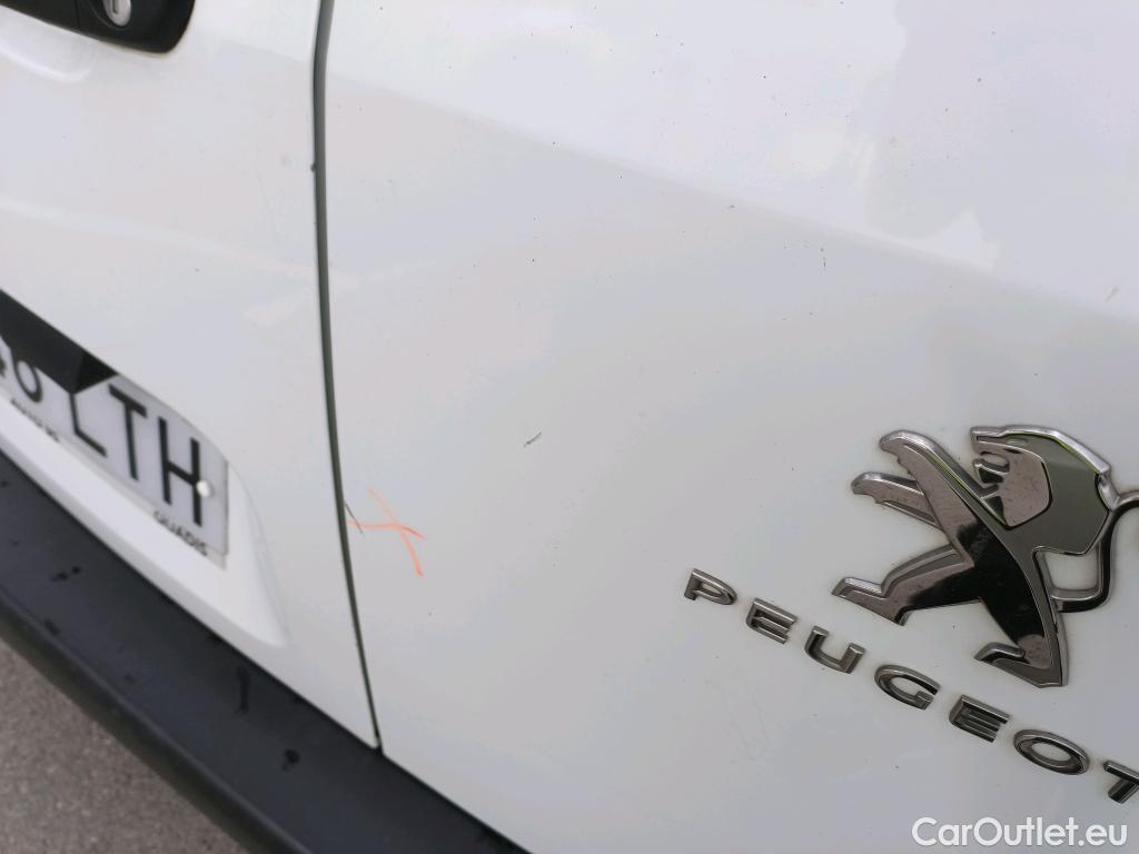 Peugeot  Partner PEUGEOT  / 2018 / 3P / furgón derivado de turismo Pro Standard 600kg PureTech 81kW #6