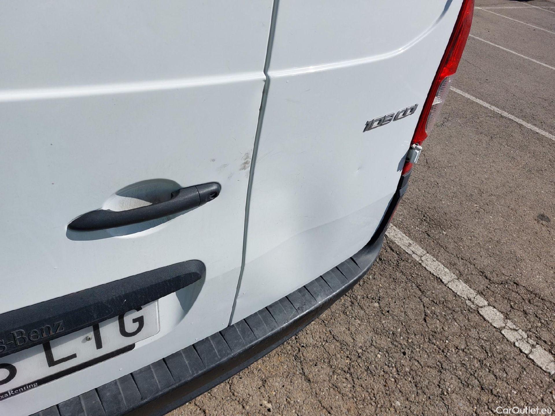 Mercedes  Citan MERCEDES-BENZ  / 2012 / 4P / furgón derivado de turismo 109 CDI Furgón Largo #10