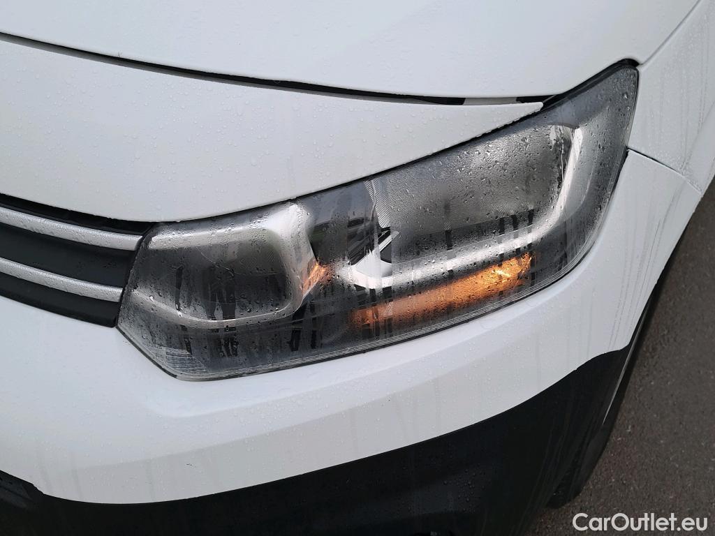 Citroen  Berlingo CITROEN  / 2018 / 3P / furgón derivado de turismo Talla M BlueHDi 100 WORKER #17