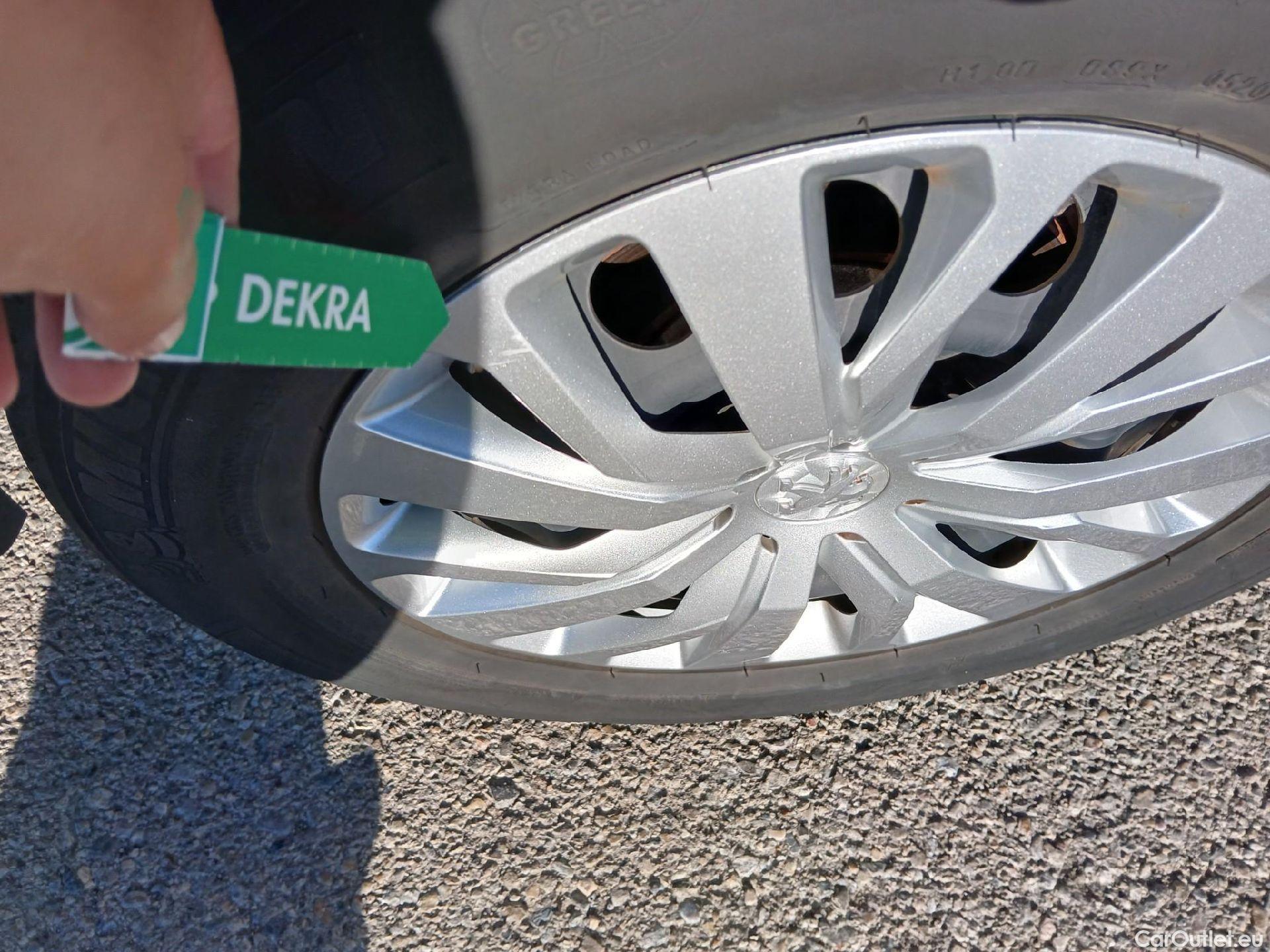  Peugeot  RIFTER PEUGEOT  / 2018 / 4P / combi Access Standard BlueHDi 73kW (AC) #59