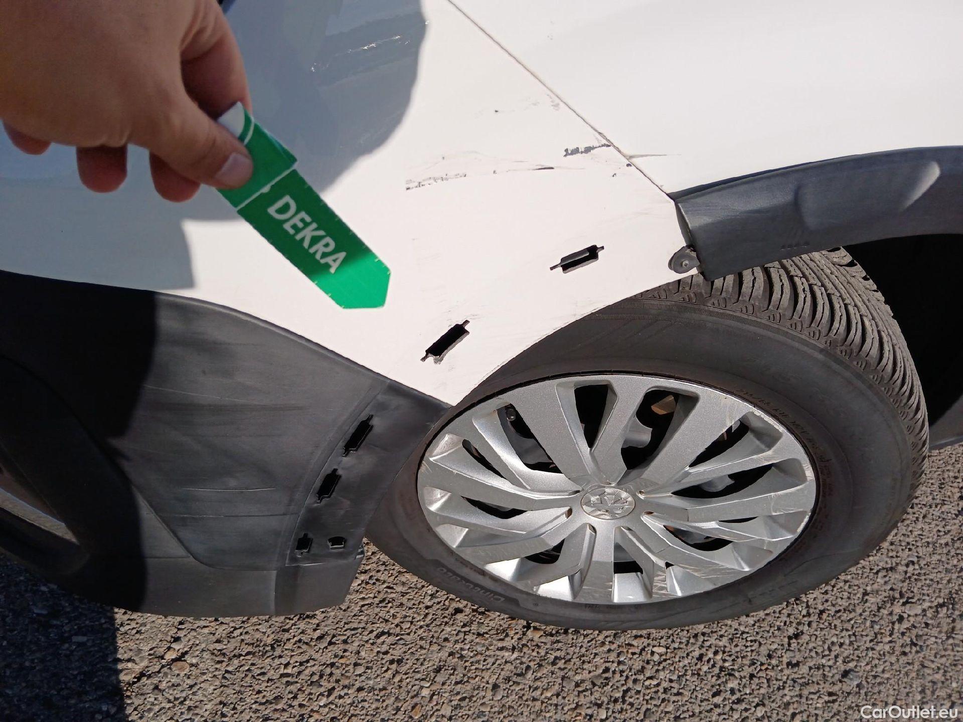  Peugeot  RIFTER PEUGEOT  / 2018 / 4P / combi Access Standard BlueHDi 73kW (AC) #34