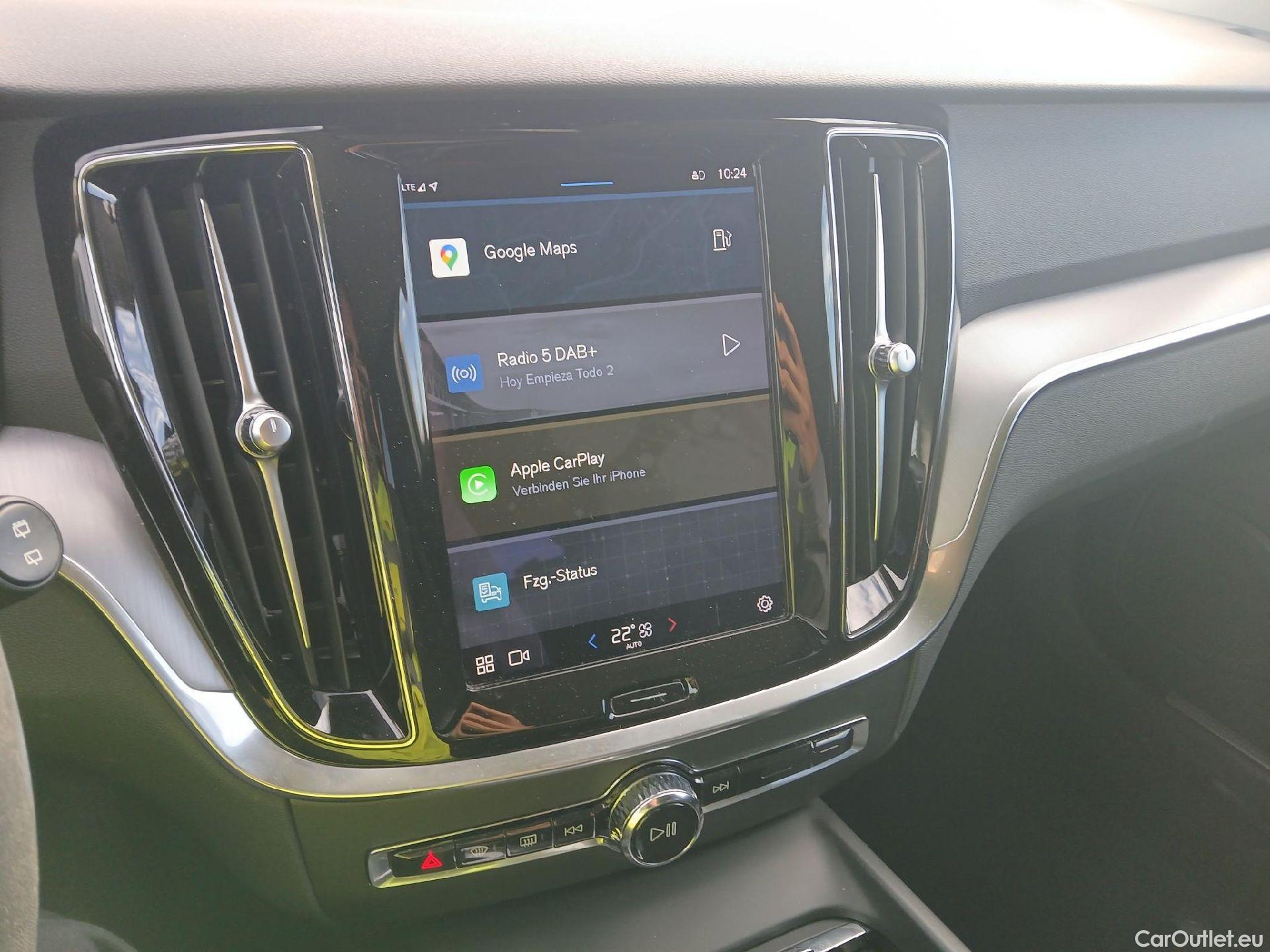 Volvo  V60 VOLVO  Cross Country / 2018 / 5P / familiar 2.0 B4 (D) AWD Cross Country Core Auto #11