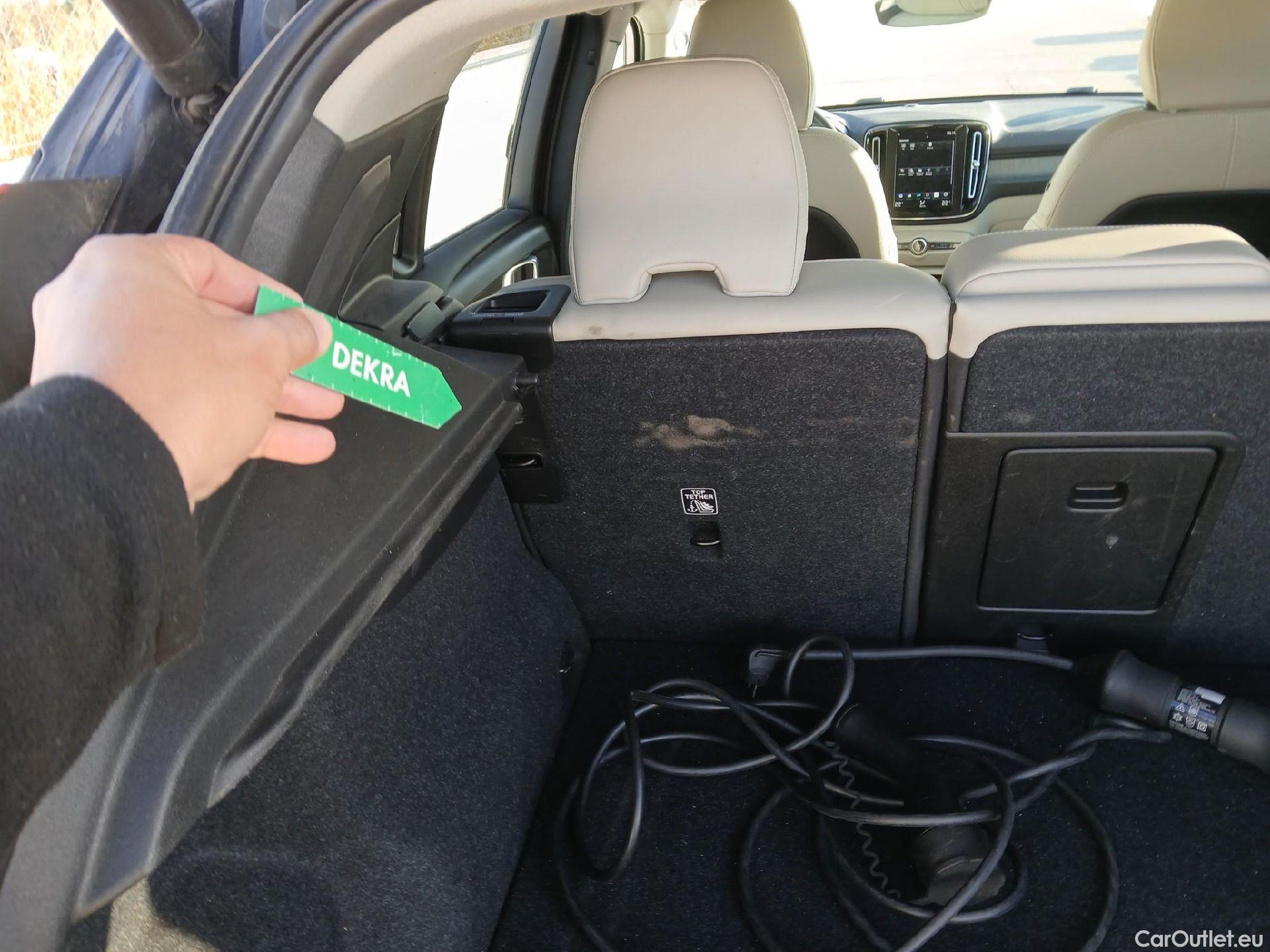 Volvo  XC 40 VOLVO XC40 / 2017 / 5P / todoterreno 1.5 T4 Twin Recharge Inscription Auto #4