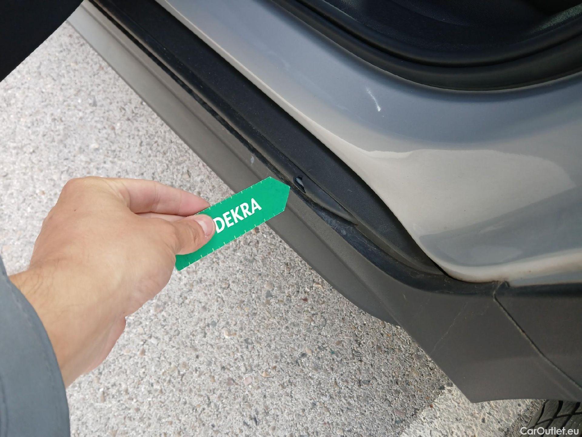 Volvo  V60 VOLVO  Cross Country / 2018 / 5P / familiar 2.0 B4 (D) AWD Cross Country Core Auto #19