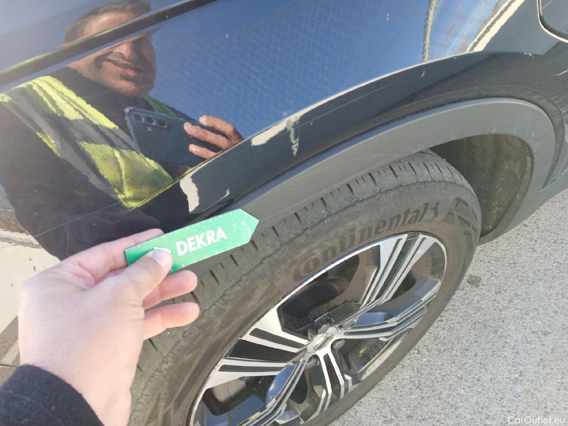 Volvo  XC 40 VOLVO XC40 / 2017 / 5P / todoterreno 1.5 T4 Twin Recharge Inscription Auto #19