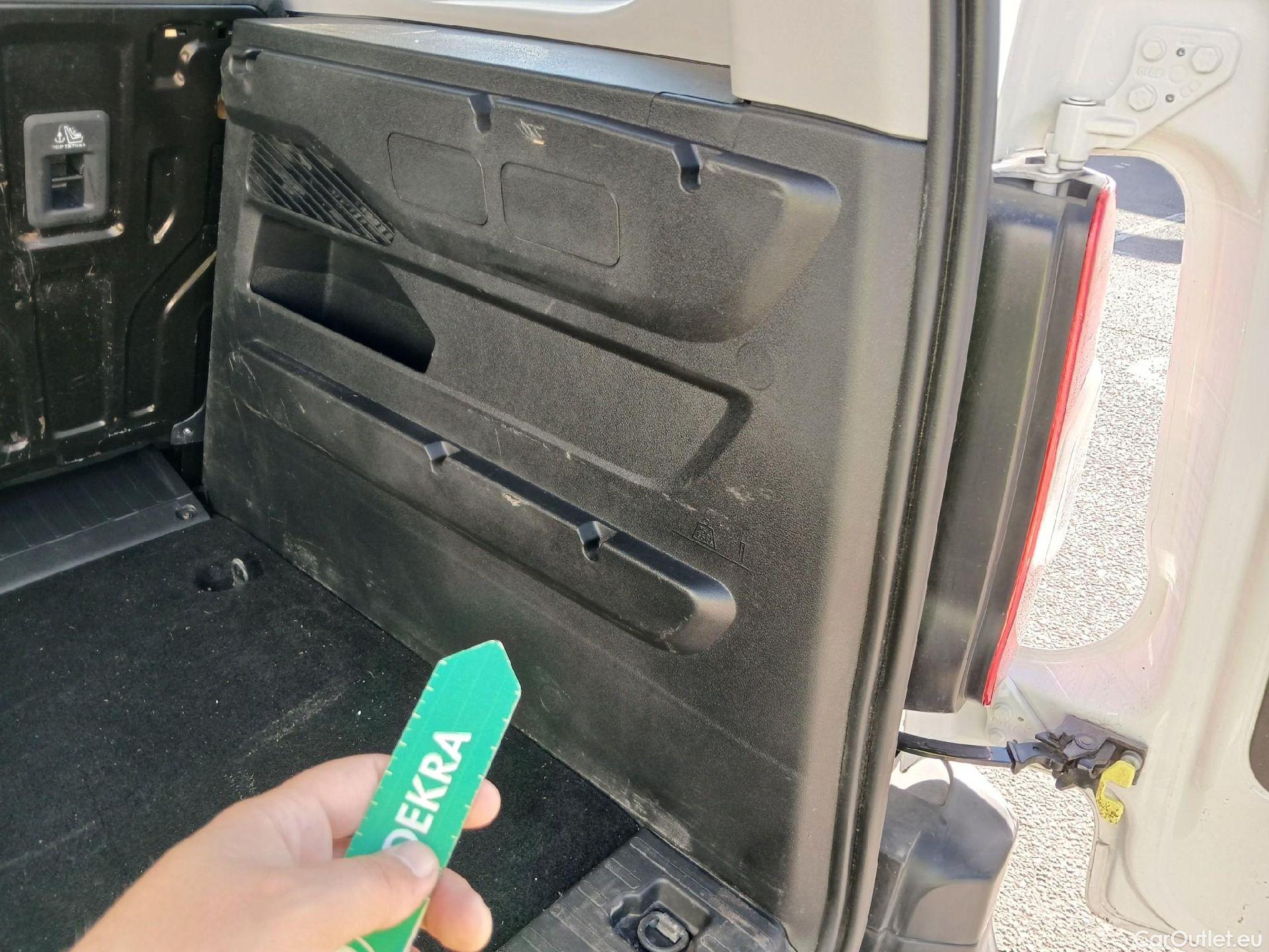  Peugeot  RIFTER PEUGEOT  / 2018 / 4P / combi Access Standard BlueHDi 73kW (AC) #5