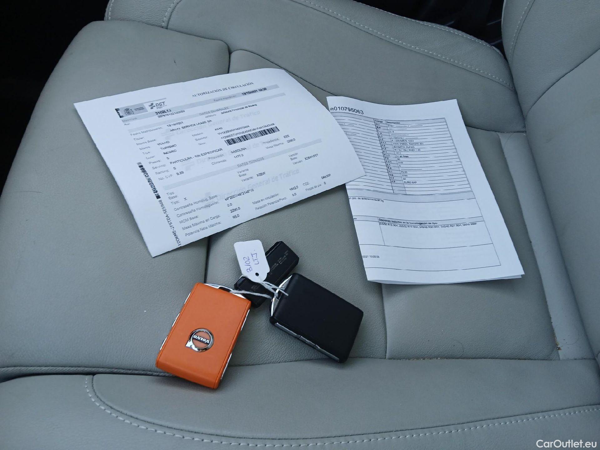 Volvo  XC 40 VOLVO XC40 / 2017 / 5P / todoterreno 1.5 T4 Twin Recharge Inscription Auto #5