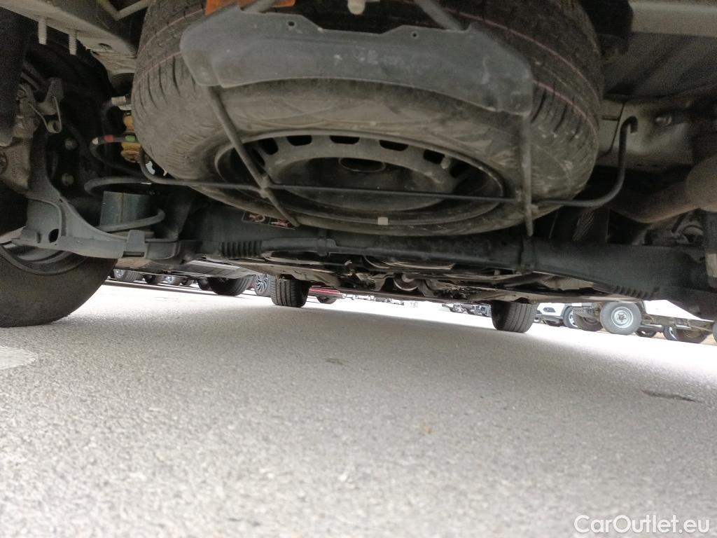 Peugeot  Partner PEUGEOT  / 2018 / 3P / furgón derivado de turismo Pro Standard 600kg PureTech 81kW #11