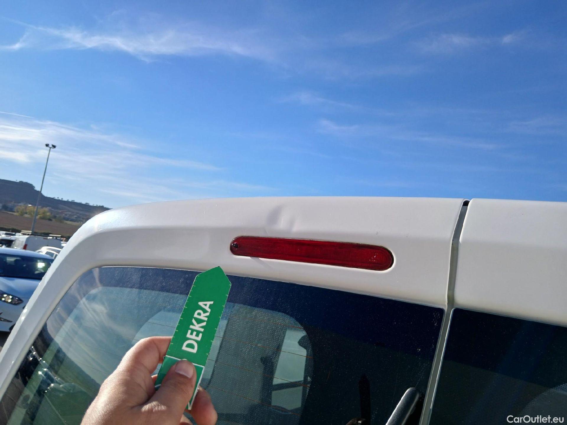  Peugeot  RIFTER PEUGEOT  / 2018 / 4P / combi Access Standard BlueHDi 73kW (AC) #70