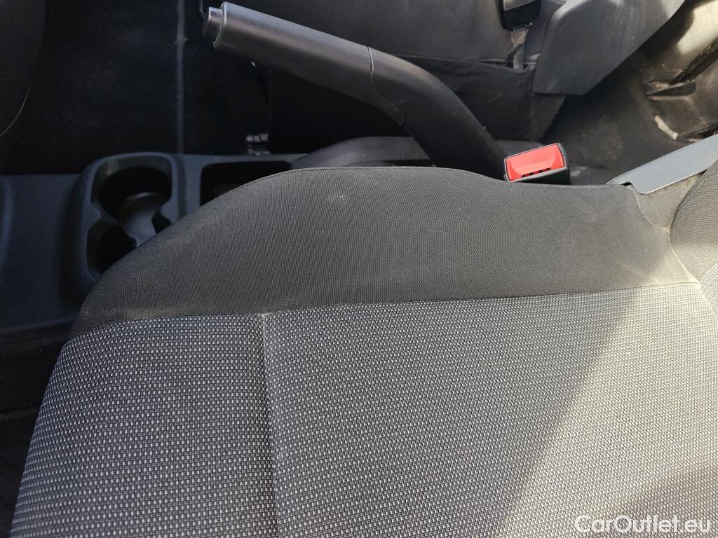  Peugeot  RIFTER PEUGEOT  / 2018 / 4P / combi Active Standard BlueHDi 73kW (IND) #40