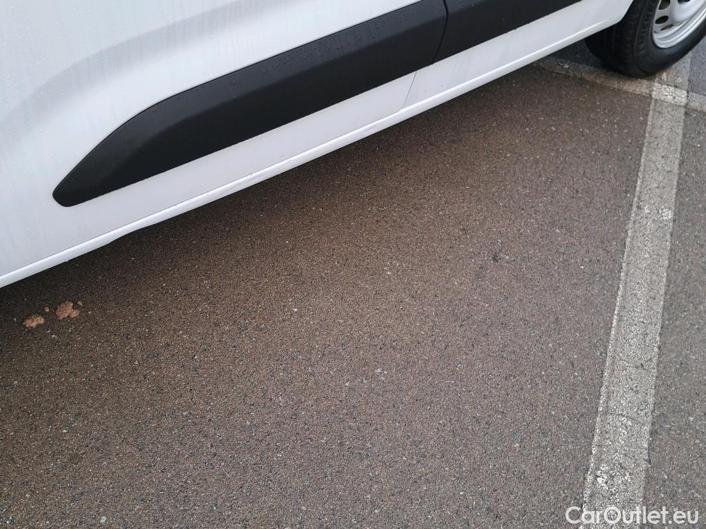 Citroen  Berlingo CITROEN  / 2018 / 3P / furgón derivado de turismo Talla M BlueHDi 100 WORKER #19