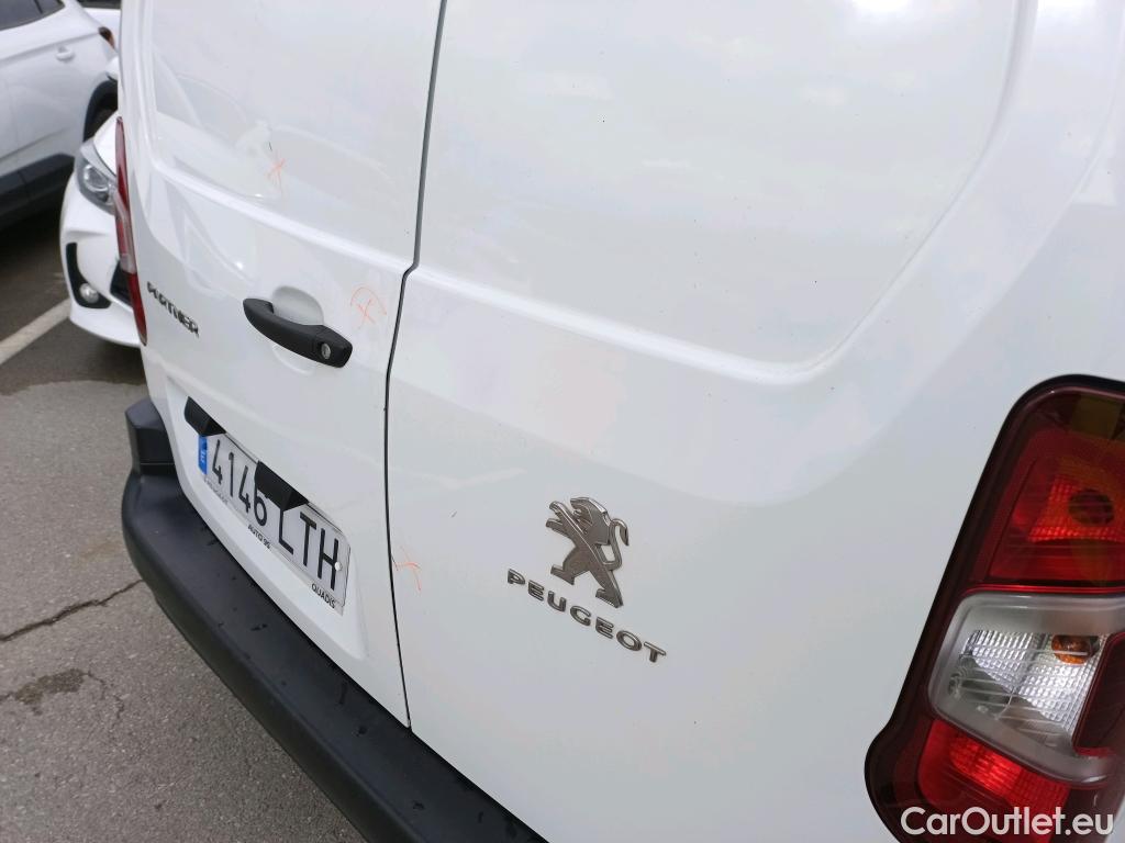 Peugeot  Partner PEUGEOT  / 2018 / 3P / furgón derivado de turismo Pro Standard 600kg PureTech 81kW #5