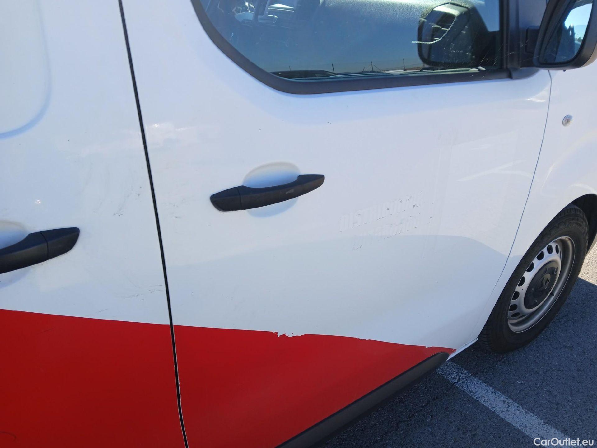  Peugeot  Expert PEUGEOT  / 2016 / 4P / furgón Furgón Pro BlueHDi 85KW (115CV) Standard #27