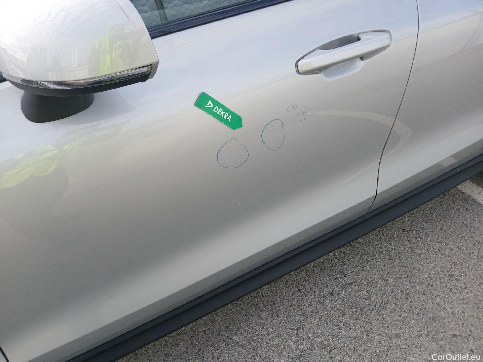 Volvo  V60 VOLVO  Cross Country / 2018 / 5P / familiar 2.0 B4 (D) AWD Cross Country Core Auto #10