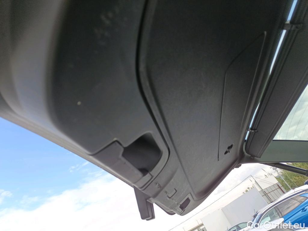 Volvo  XC60 VOLVO  / 2017 / 5P / todoterreno 2.0 B4 D Momentum Pro Auto #31