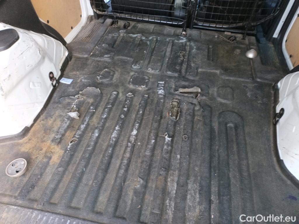  Ford  Transit  Courier Trend 1.5 TDCi 75CV MT6 E6dT #33