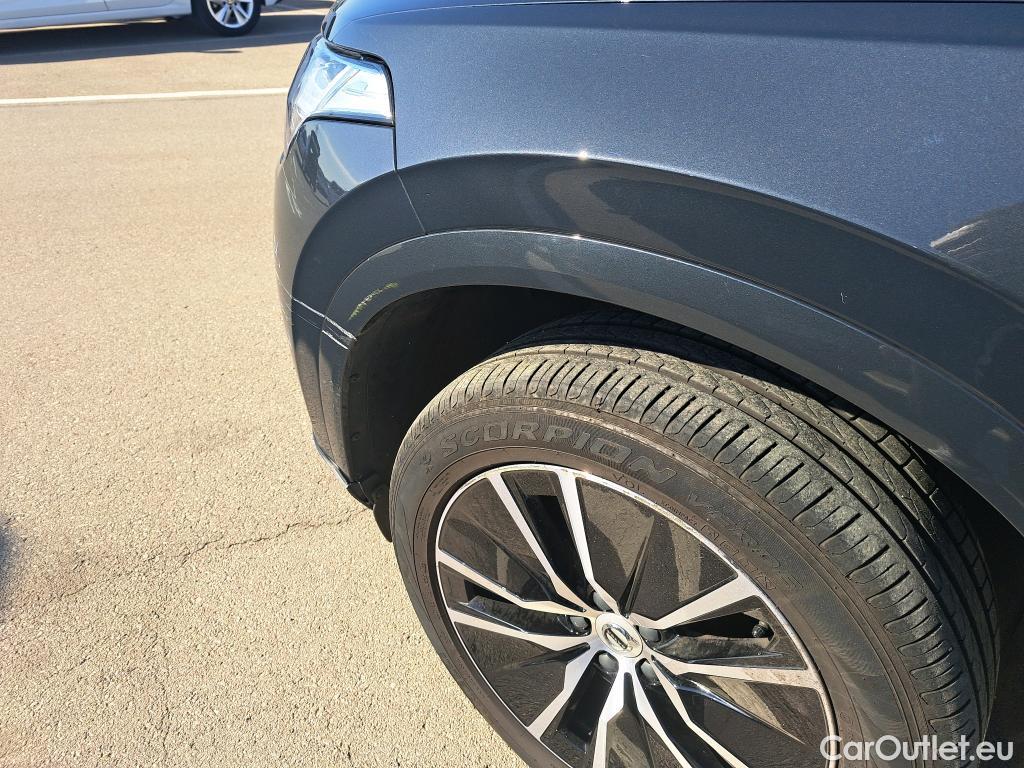 Volvo  XC90 VOLVO  / 2019 / 5P / todoterreno 2.0 B5 D AWD Momentum Pro Auto #29