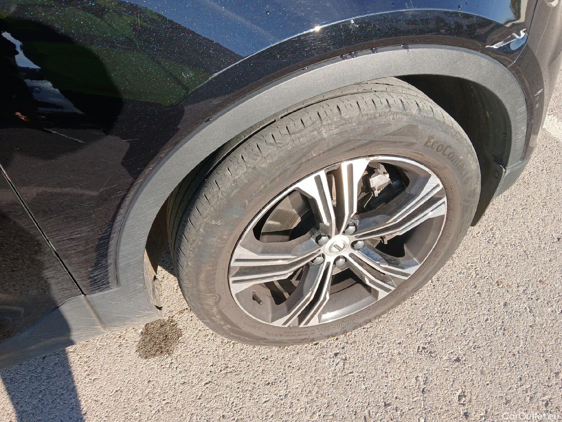 Volvo  XC 40 VOLVO XC40 / 2017 / 5P / todoterreno 1.5 T4 Twin Recharge Inscription Auto #12