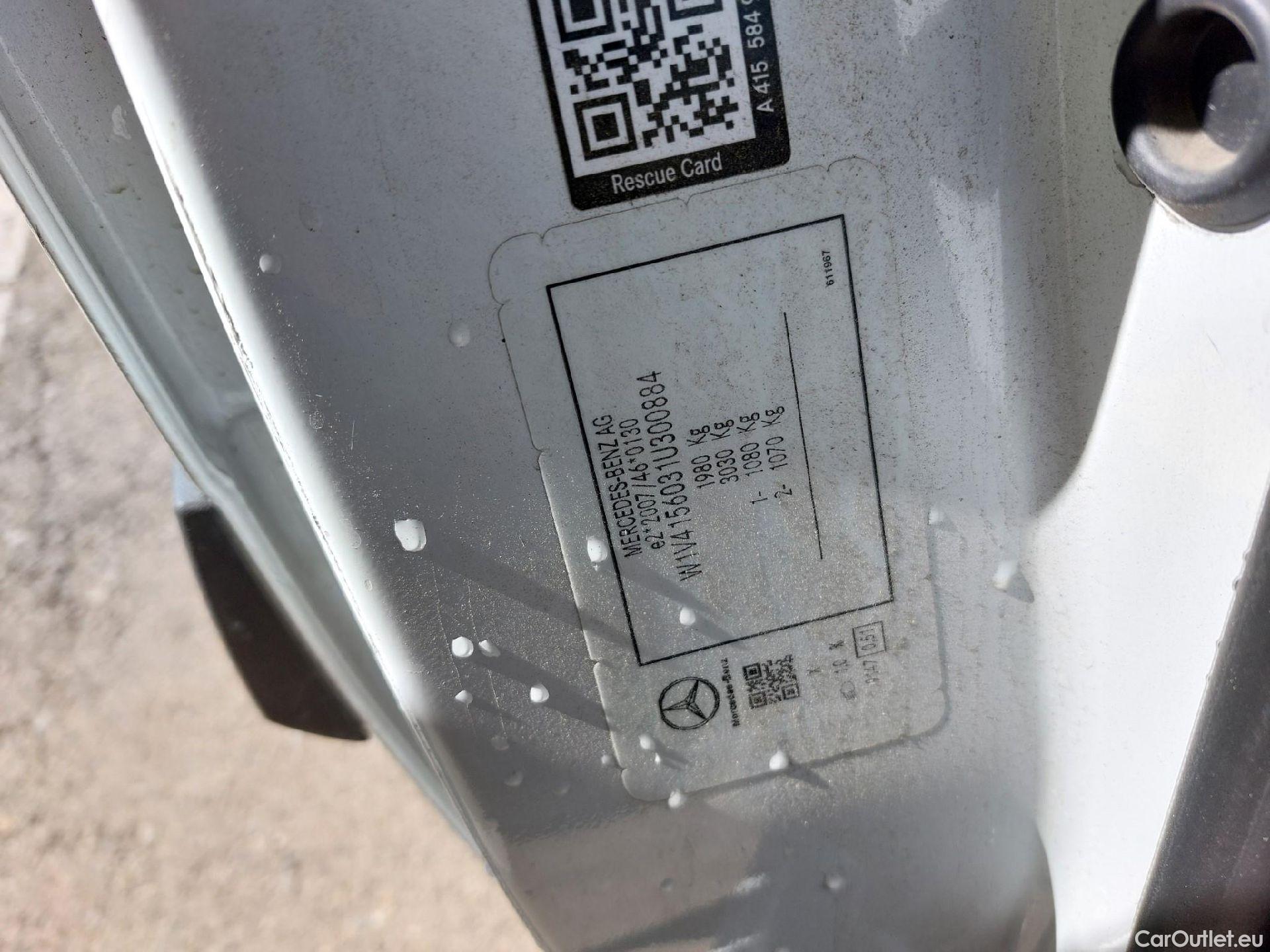 Mercedes  Citan MERCEDES-BENZ  / 2012 / 4P / furgón derivado de turismo 109 CDI Furgón Largo #12