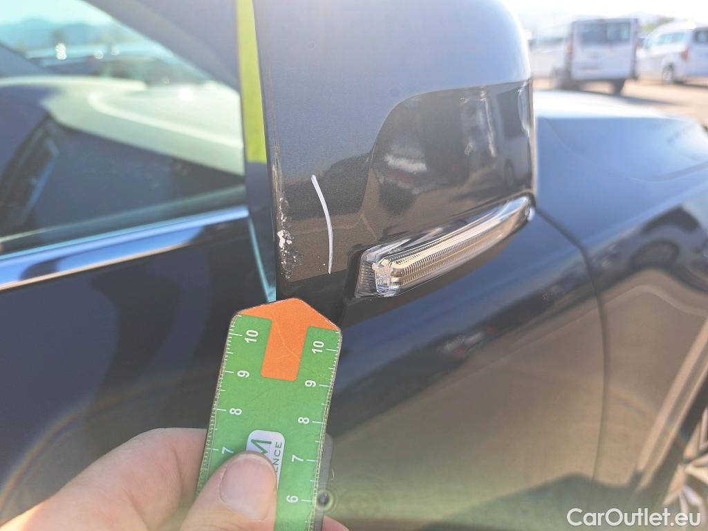 Volvo  XC90 VOLVO  / 2019 / 5P / todoterreno 2.0 B5 D AWD Momentum Pro Auto #28