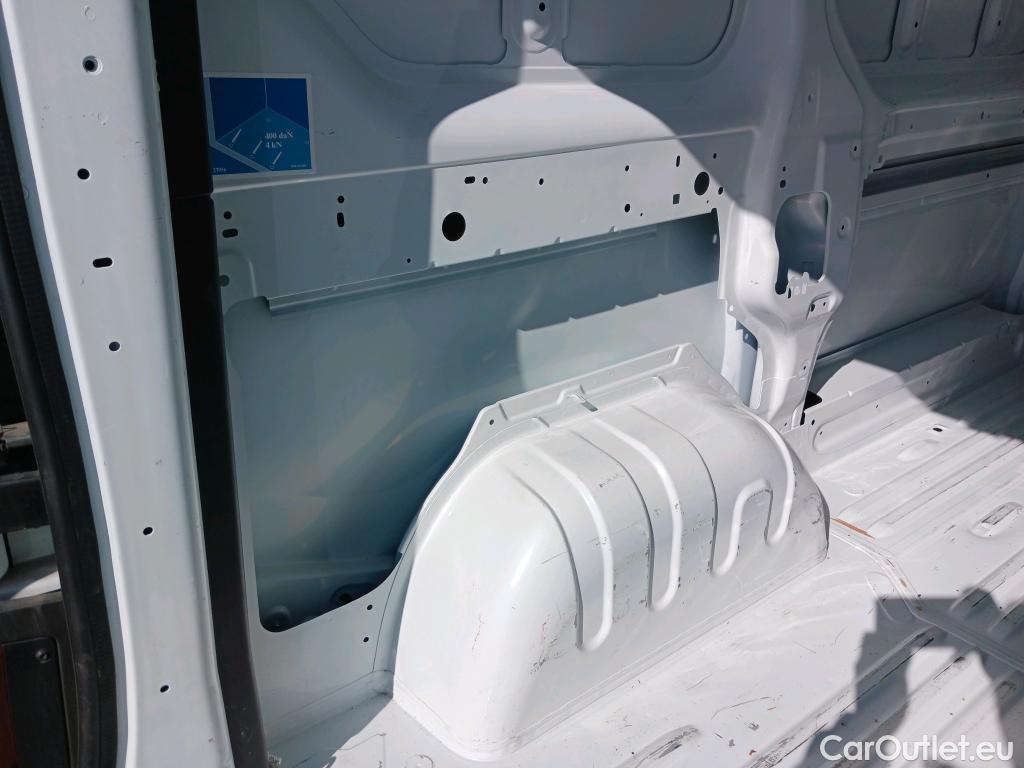 Renault  Trafic RENAULT  / 2021 / 4P / furgón Furgón L1H1 Blue dCi 96 Kw (130 CV) (AC) #5