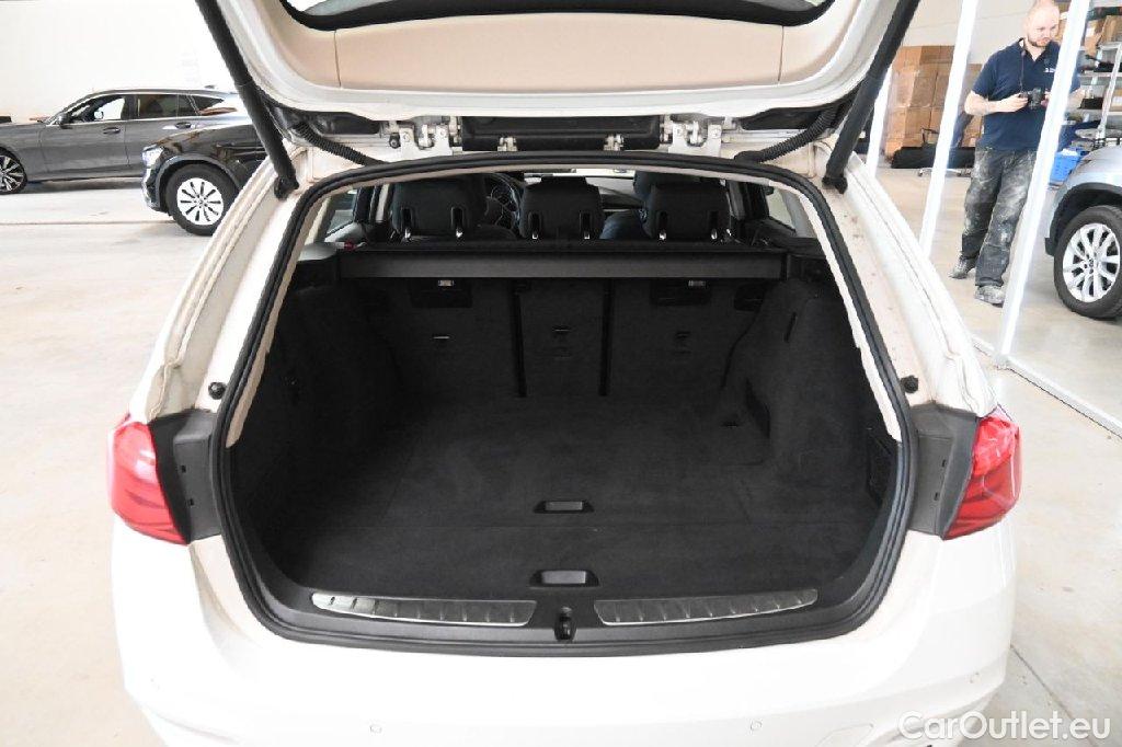 Bmw  Serie 3 Baureihe 3 Touring 320i xDrive Sport Line 2.0 135KW AT8 E6dT #10