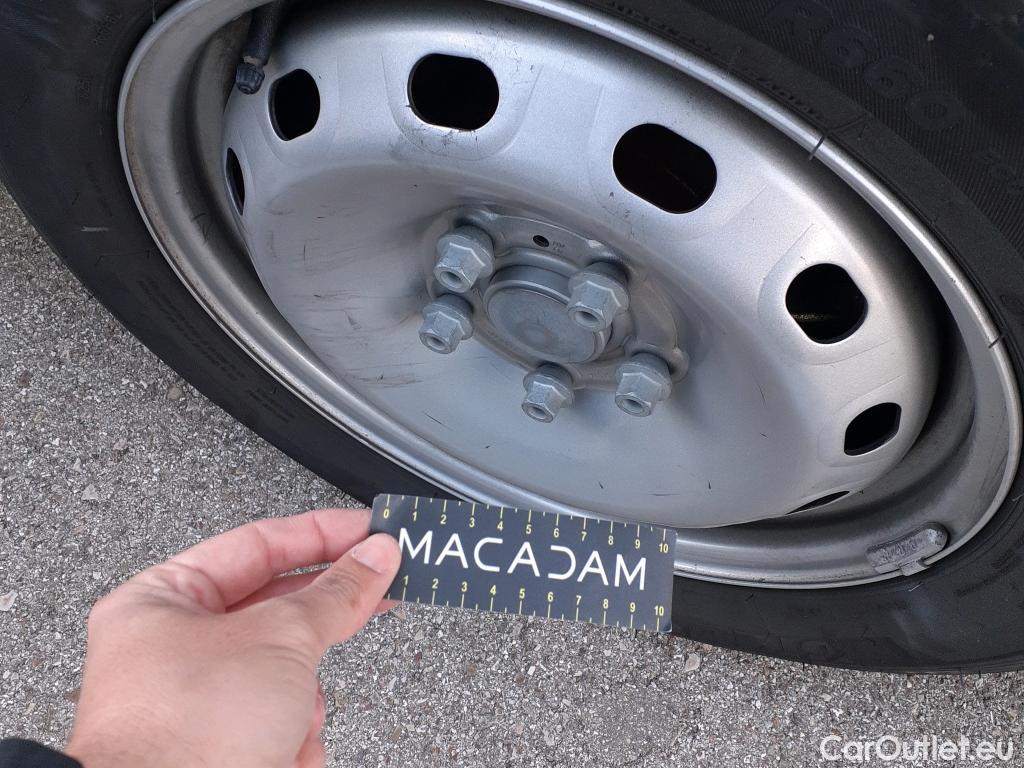 Renault  Trafic RENAULT  / 2021 / 4P / furgón Furgón L1H1 Blue dCi 96 Kw (130 CV) (AC) #14