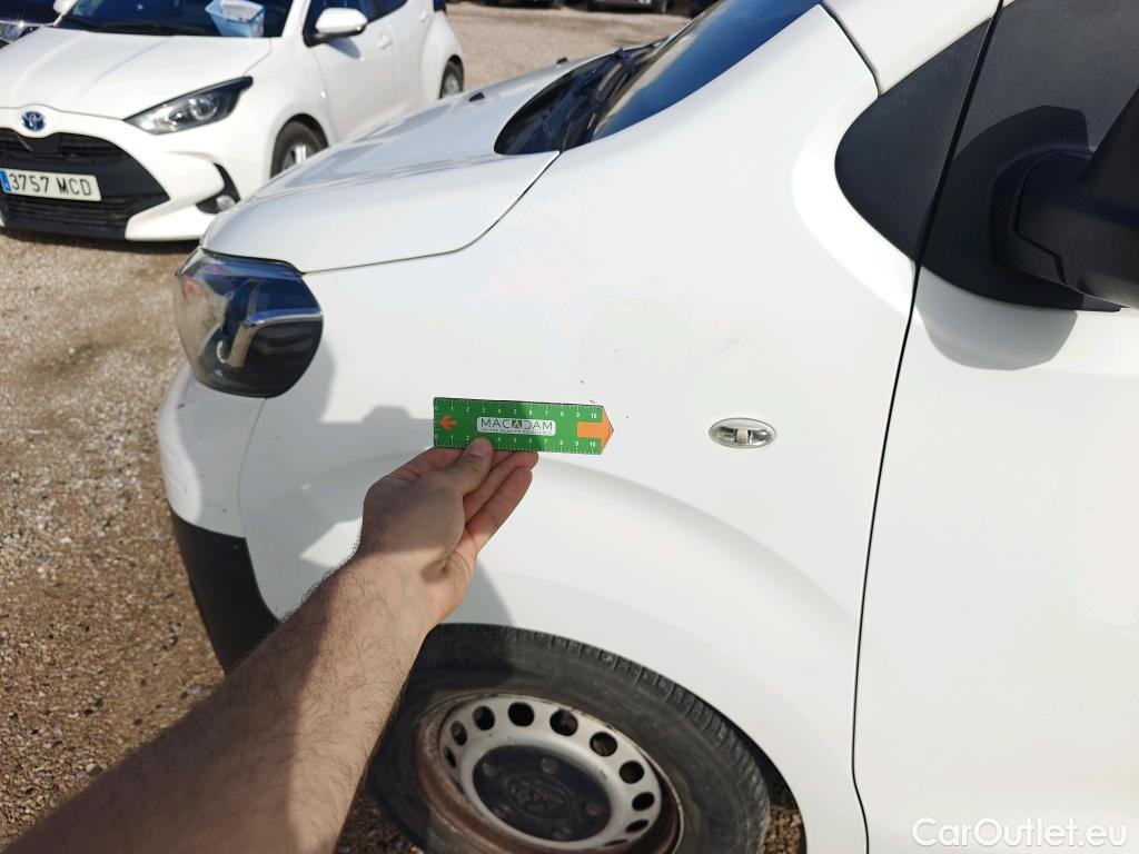  Toyota  Proace TOYOTA  / 2016 / 4P / furgón FU. MEDIO (L1) 2.0D 90kW COMFORT CARGA + #33