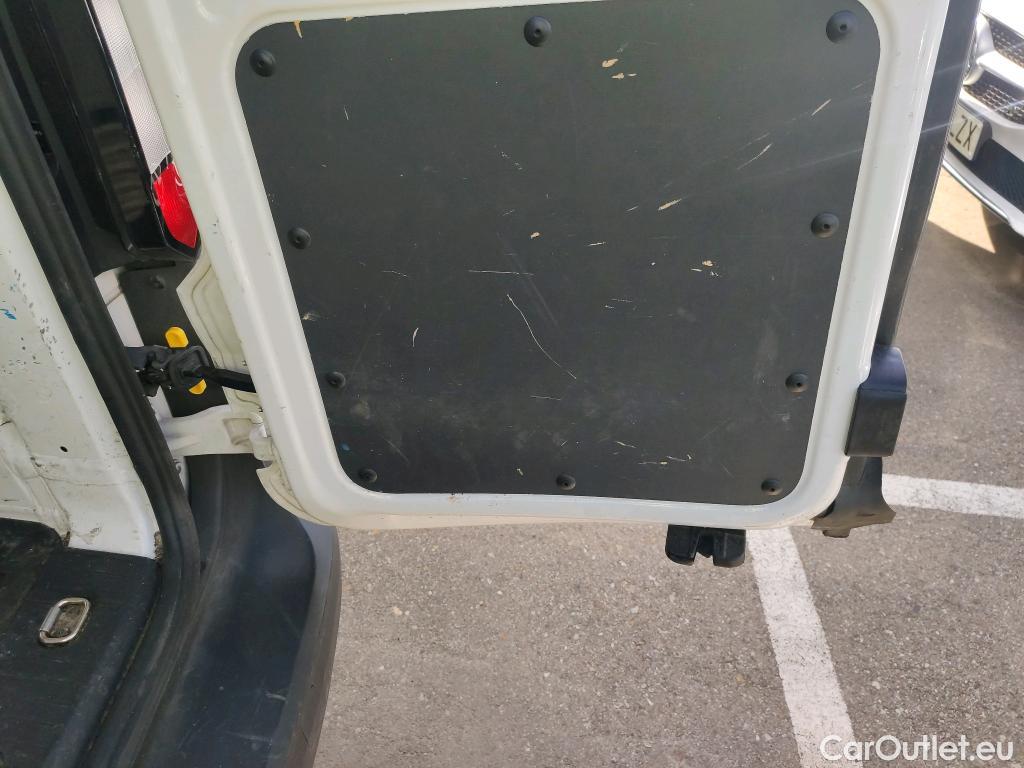  Volkswagen  Caddy VOLKSWAGEN  / 2020 / 4P / furgón derivado de turismo Cargo 2.0 TDI 55kW (75CV) #27