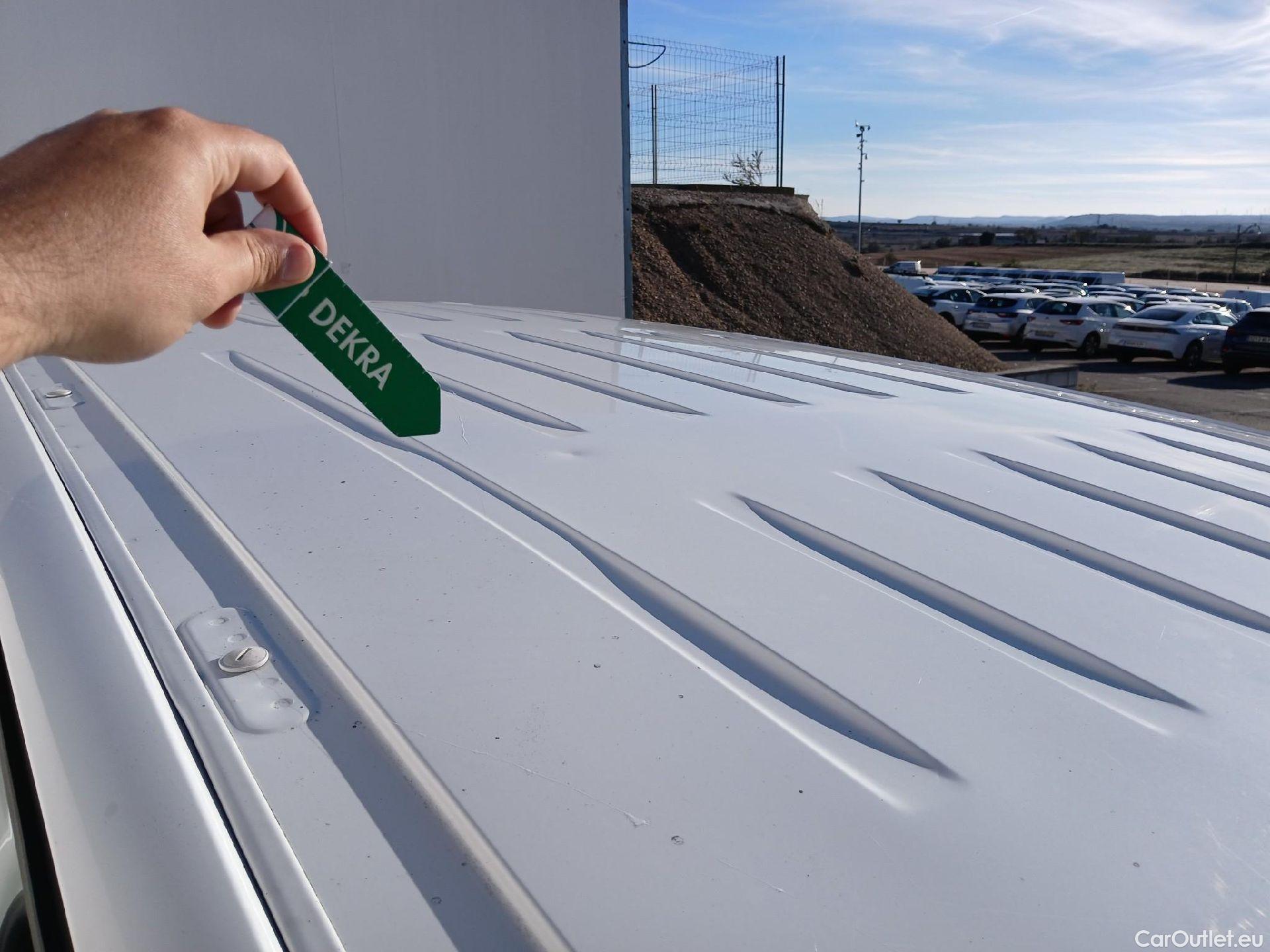  Peugeot  RIFTER PEUGEOT  / 2018 / 4P / combi Access Standard BlueHDi 73kW (AC) #102