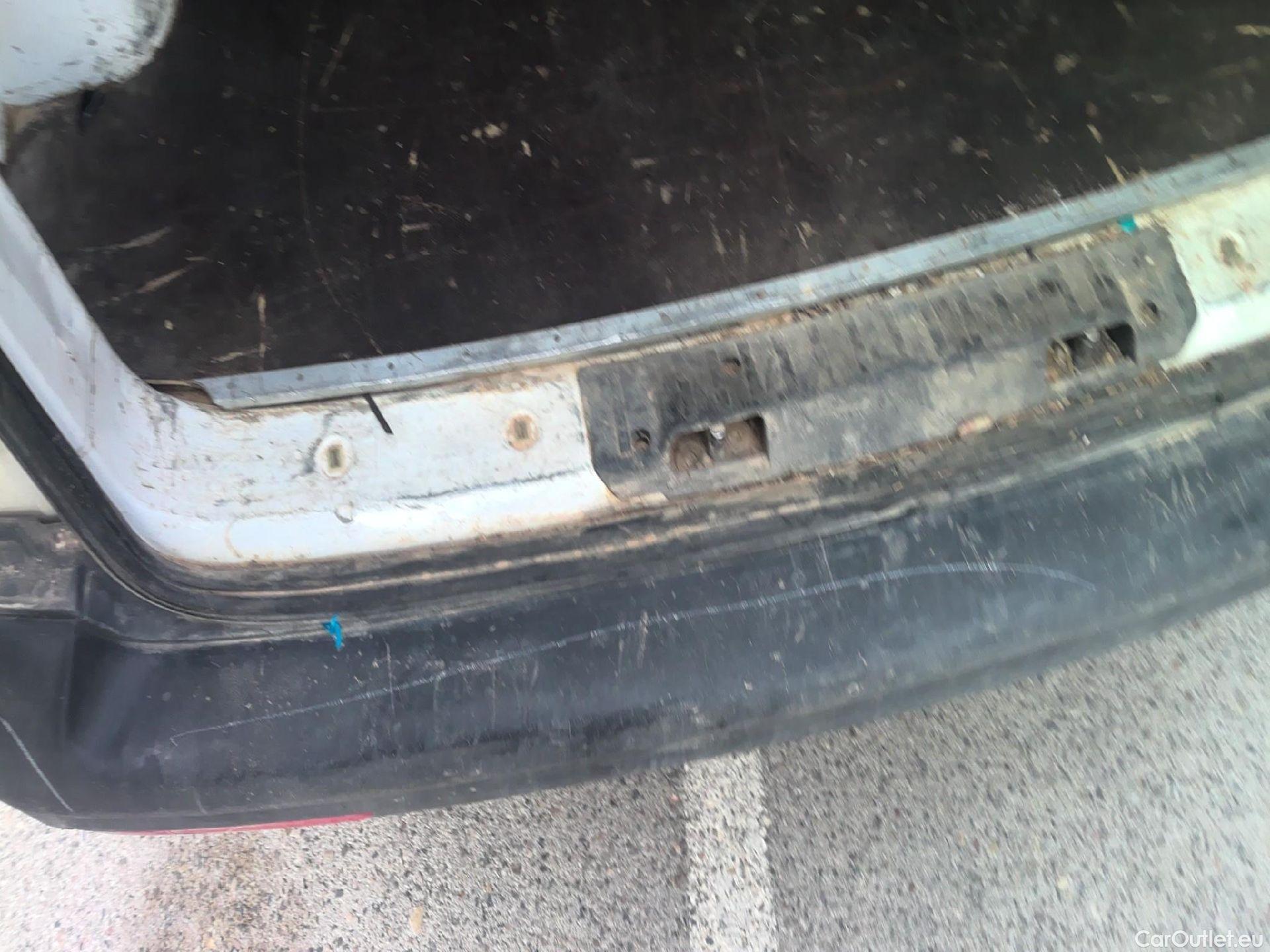  Volkswagen  Transporter VOLKSWAGEN  / 2015 / 4P / furgón Furgón Corto TN 2.0 TDI 110kW BMT 4Mot #27