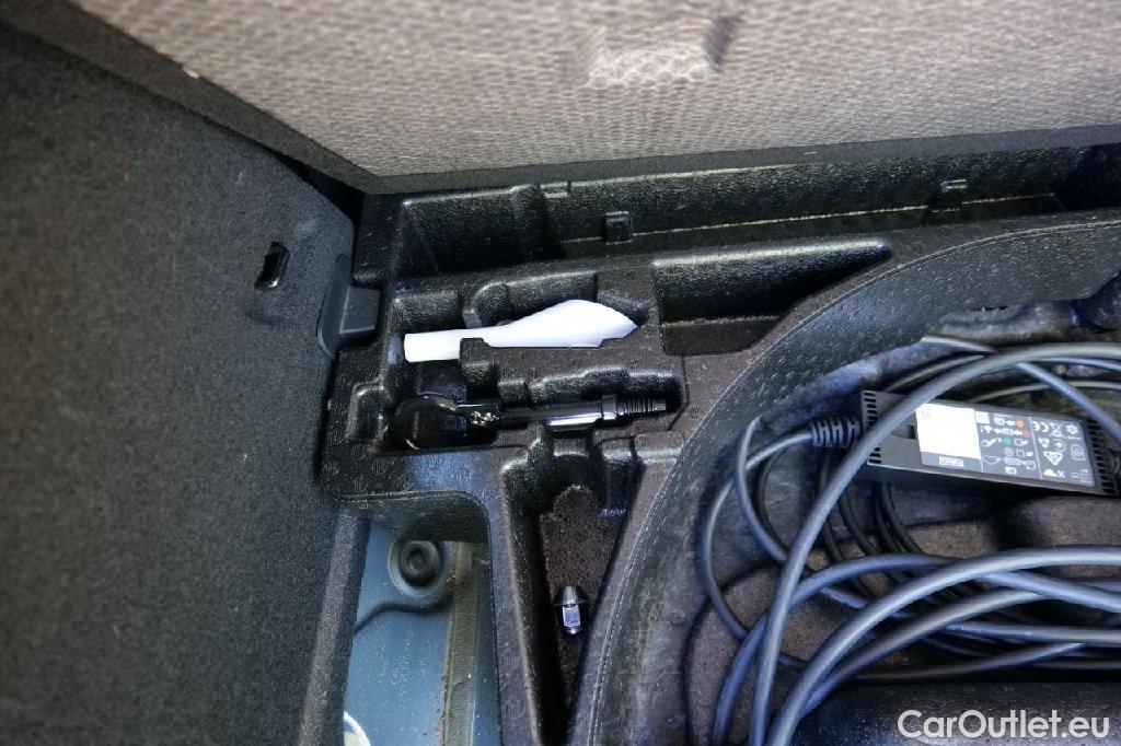 Ford  Kuga  Plug-In Hybrid Titanium 2.5 165KW ATV E6d #19