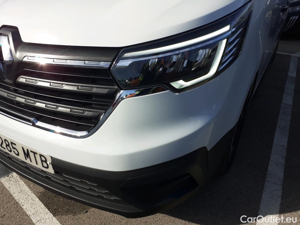 Renault  Trafic RENAULT  / 2021 / 4P / furgón Furgón L1H1 Blue dCi 96 Kw (130 CV) (AC) #15