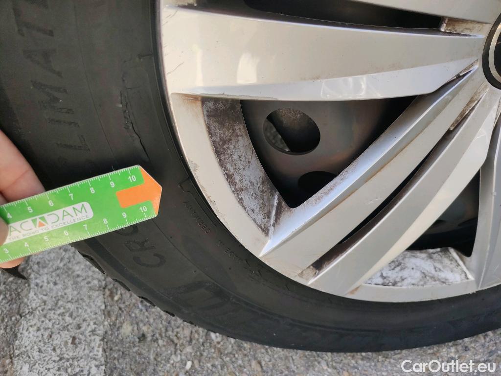  Volkswagen  Caddy VOLKSWAGEN  / 2020 / 4P / furgón derivado de turismo Cargo 2.0 TDI 55kW (75CV) #40