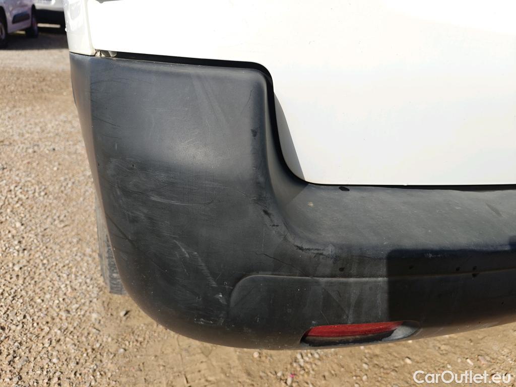  Toyota  Proace TOYOTA  / 2016 / 4P / furgón FU. MEDIO (L1) 2.0D 90kW COMFORT CARGA + #46