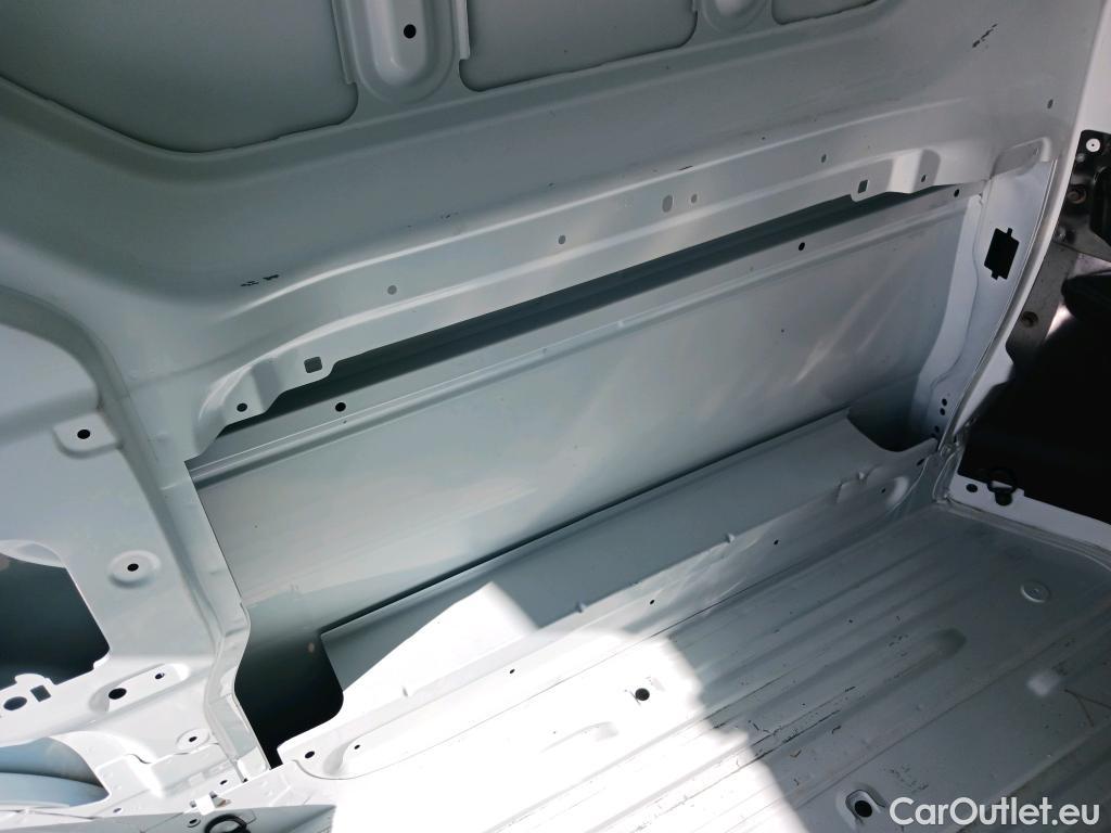 Renault  Trafic RENAULT  / 2021 / 4P / furgón Furgón L1H1 Blue dCi 96 Kw (130 CV) (AC) #1