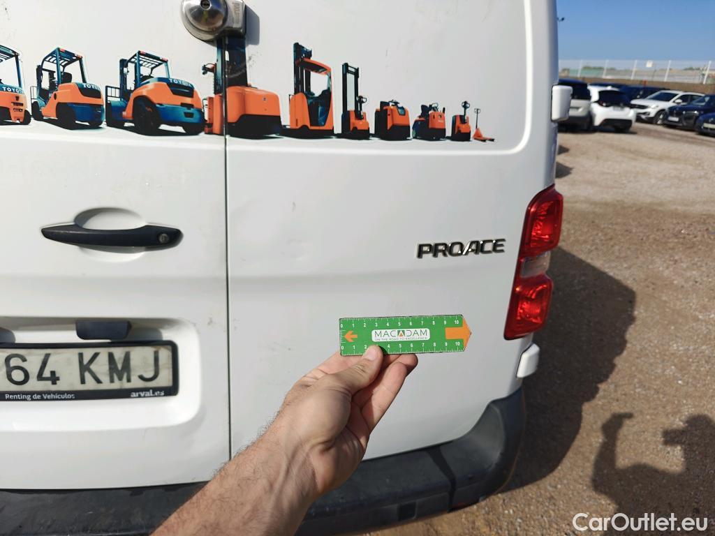  Toyota  Proace TOYOTA  / 2016 / 4P / furgón FU. MEDIO (L1) 2.0D 90kW COMFORT CARGA + #18