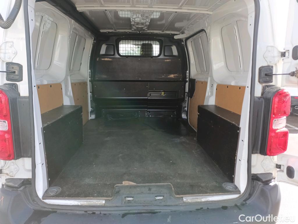 Toyota  Proace TOYOTA  / 2016 / 4P / furgón 1.6D 115CV COMFORT 1PL 2PT L1 #8