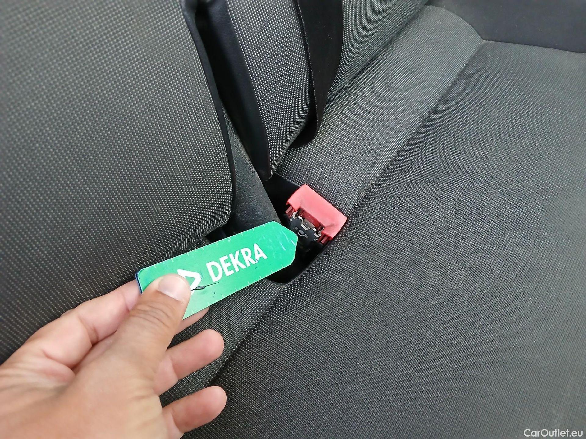  Volkswagen  Transporter VOLKSWAGEN  / 2015 / 4P / furgón Furgón Corto TN 2.0 TDI 110kW BMT 4Mot #8