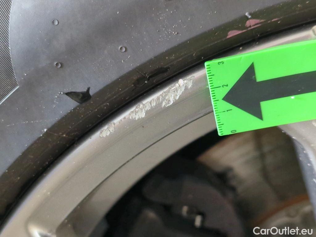 Bmw  Serie 3 Baureihe 3 Lim. 320 d Luxury Line 2.0 140KW AT8 E6d #29