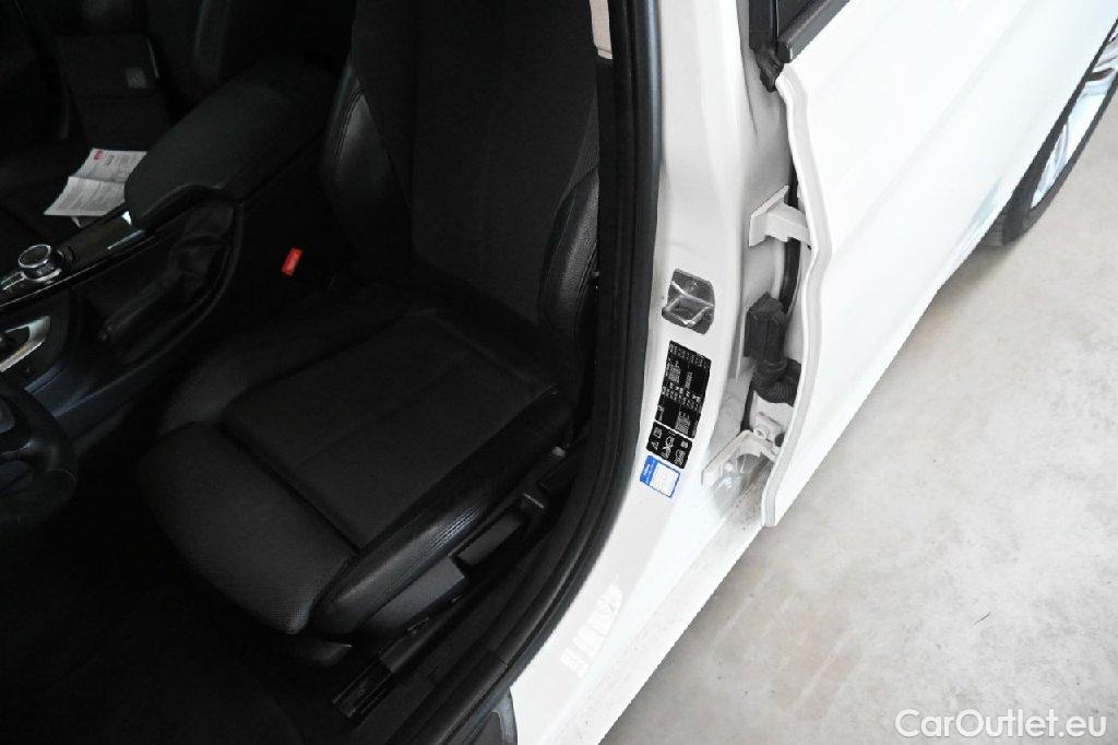 Bmw  Serie 3 Baureihe 3 Touring 320i xDrive Sport Line 2.0 135KW AT8 E6dT #19