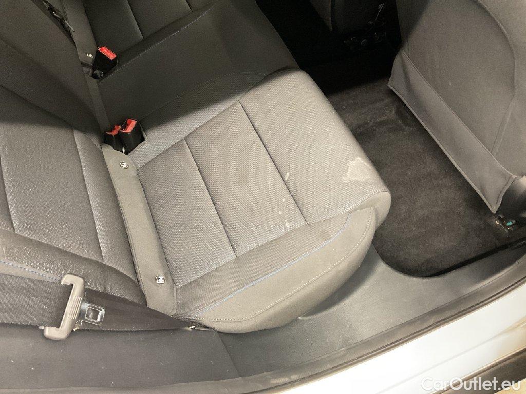 MG  EHS MG MG4 Standard 5d 125kW #47